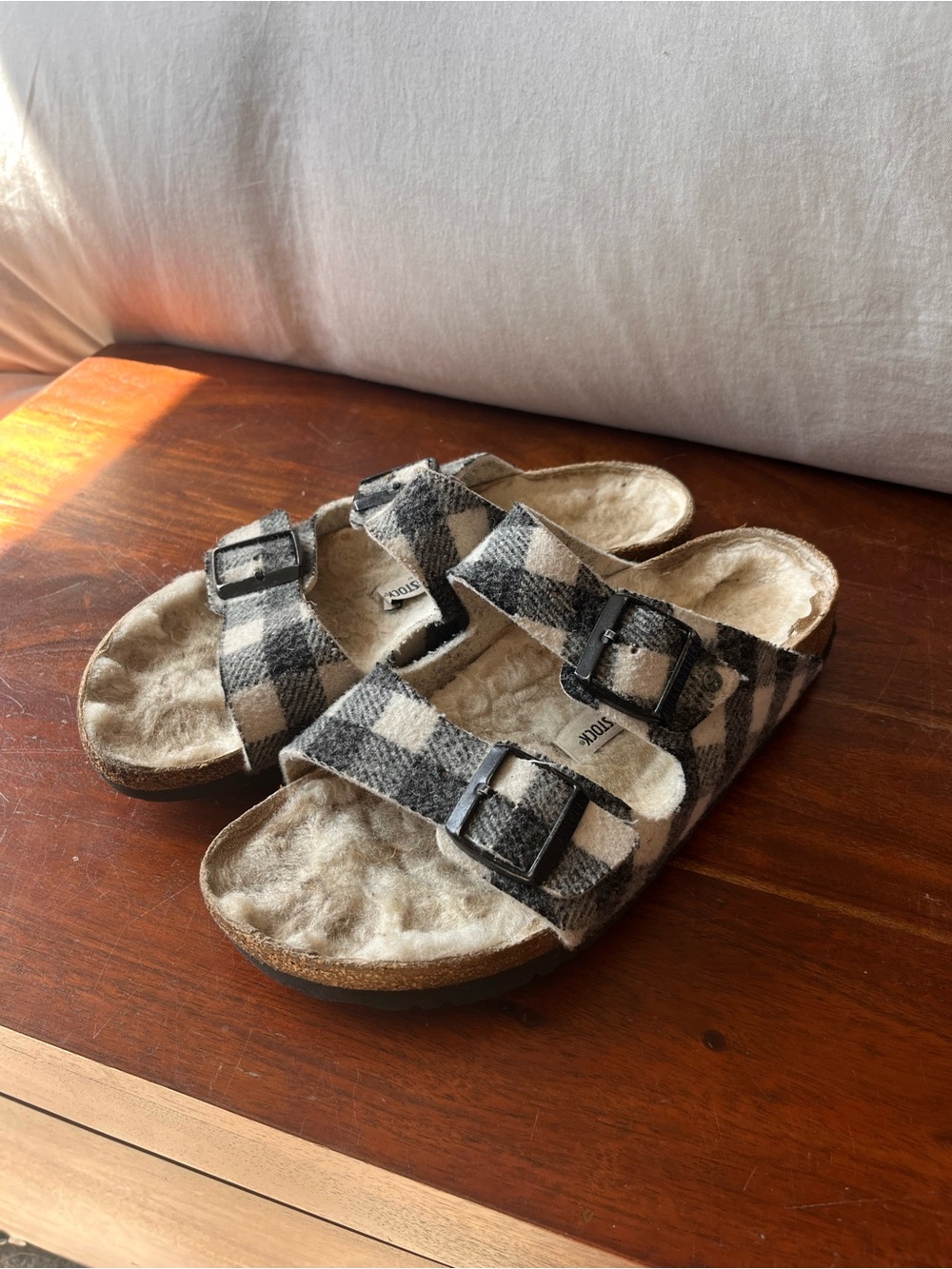 Birkenstocks tPlaid Shearling Footbed Sandals - Black & Cream size 42